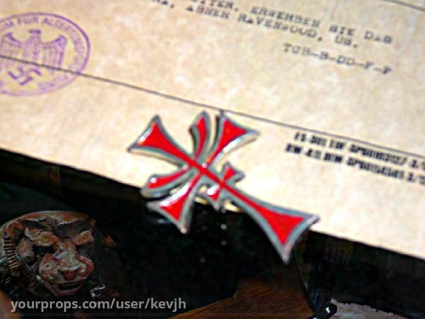 Brotherhood of the Cruciform Sword Pin – Indiana Jones and the Last Crusade (1989) – image 1