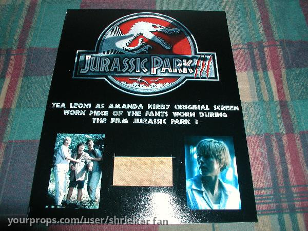 Jurassic Park 3 Amanda Kirby pants swatch – Jurassic Park 3 (2020) – image 1