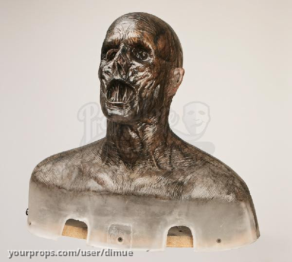 Pulse light up Fx ghost bust – Pulse (2006) – image 1