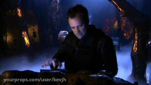 Wraith Hive Set Decoration Piece – Stargate: Atlantis (2004) – image 2