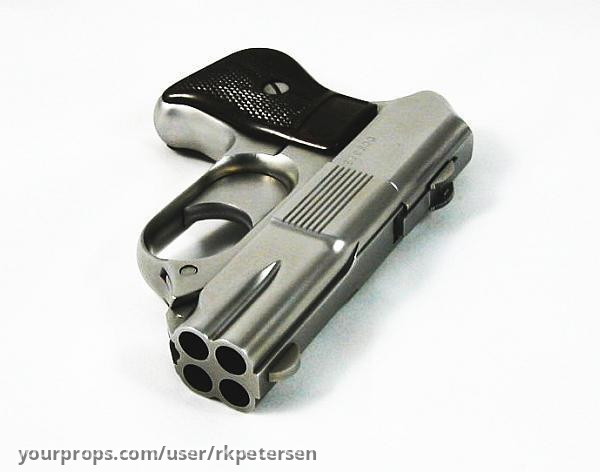 Leon Kowalski COP 357 Pistol – Blade Runner (1982) – image 2