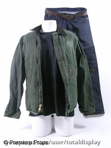 Evan's (Henry Caville) screenused wardrobe – Blood Creek (2009) – image 1