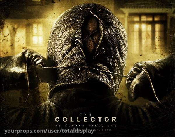 The Man's screen used hero garden gloves – The Collector (2009) – image 2