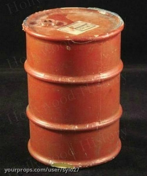 Miniature Barrel – Chicken Run (2000) – image 2
