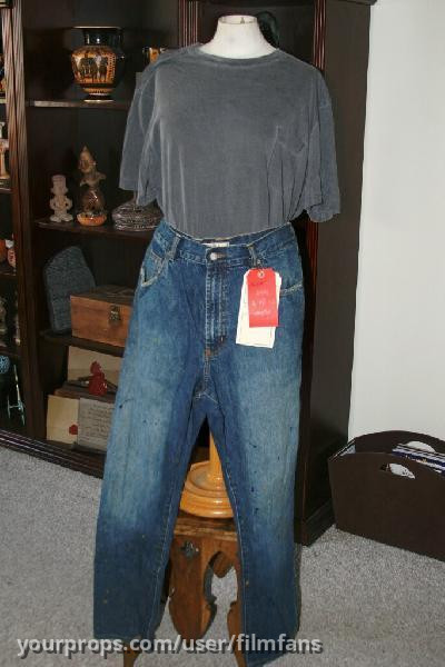 Adam Sandler ("Charlie") Screenworn Jeans & T-Shirt – Reign Over Me (2007) – image 1