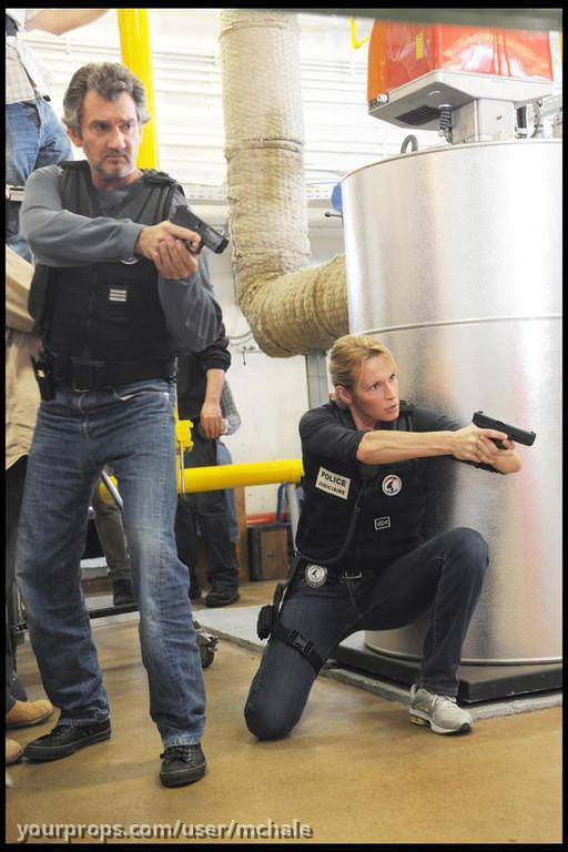 Screen-used French Police Patch – image 4