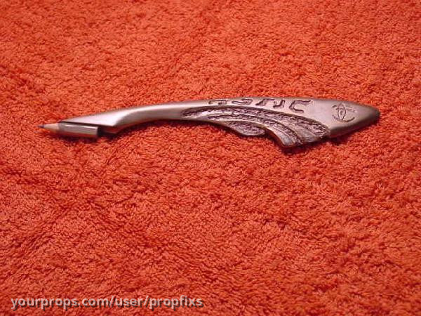 Pen – Star Trek: Deep Space Nine (1993) – image 1