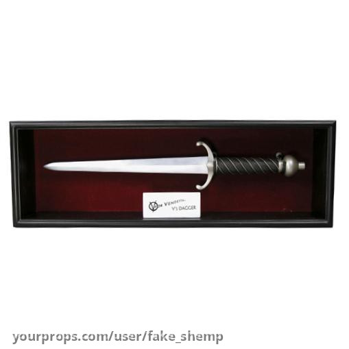 V's Dagger – V for Vendetta (2005) – image 1