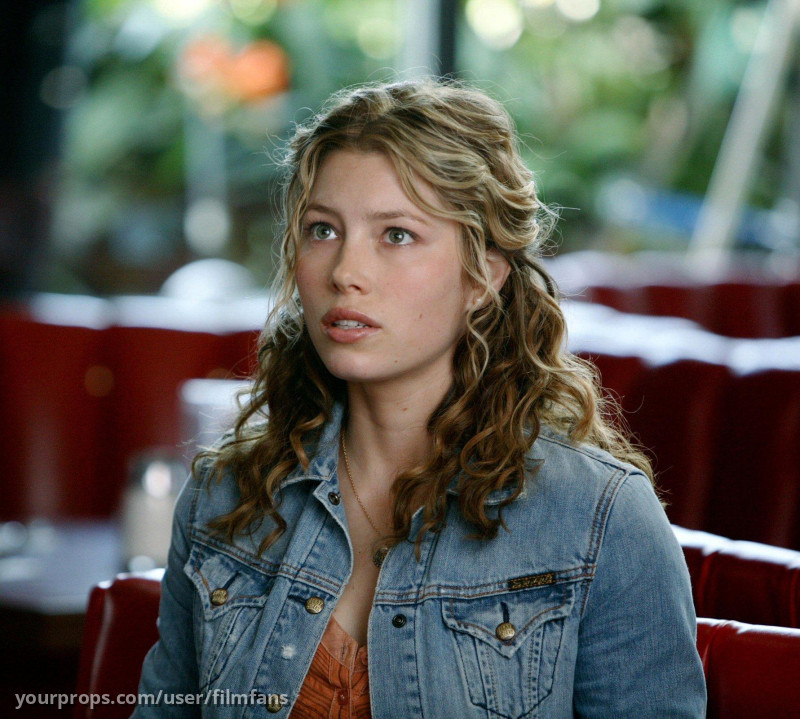 Jessica Biel's original screenworn outfit – Next (2007) – image 3