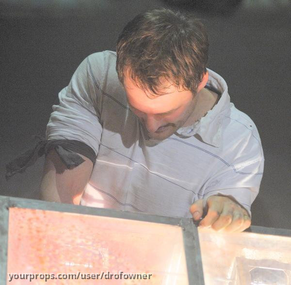 mallick's (greg bryk) hero bloody tourniquet – Saw V (2008) – image 2