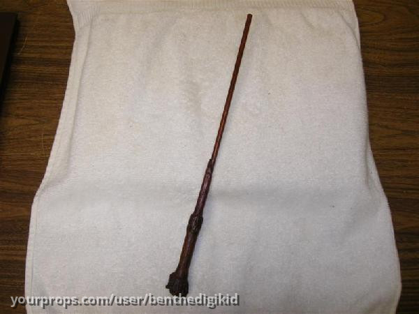 Harry's Wand - Wooden Replica – Harry Potter and the Prisoner of Azkaban (2004) – image 1