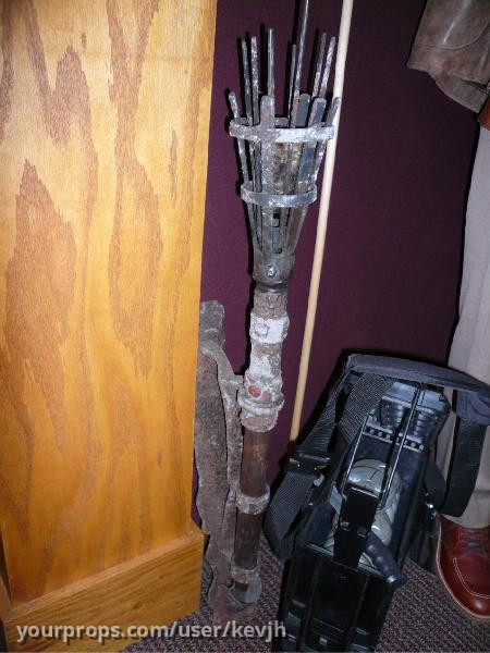 Hero Medieval Metal Torch and base – Underworld: Evolution (2006) – image 1