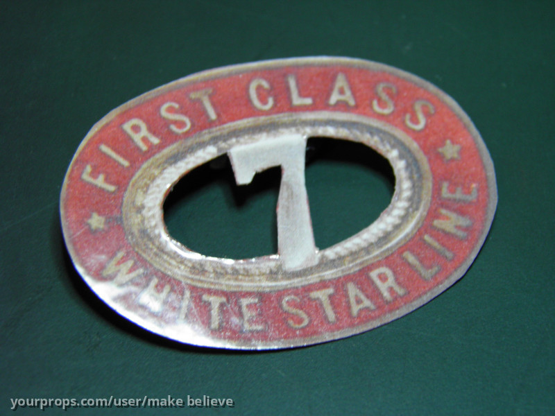 Officer's badge replica – Titanic (1997) – image 1