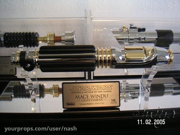 Mace Windu AOTC Lightsaber Limited Edition – Star Wars: Episode II - Attack of the Clones (2002) – image 1