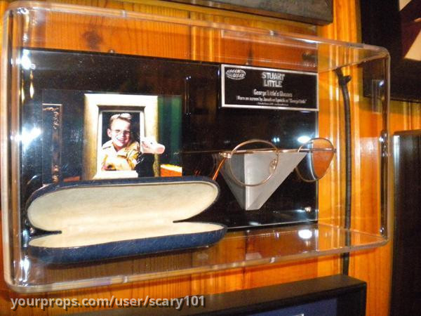 George Little's Glasses – Stuart Little (1999) – image 1