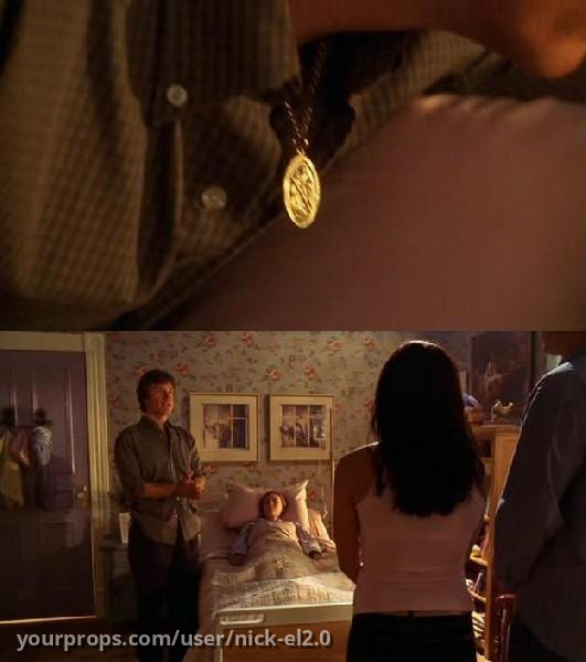 Mr.Conroy's St.Christophers – Smallville (2001) – image 2