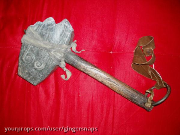 Gunnar's hero War Hammer – Outlander (2008) – image 1