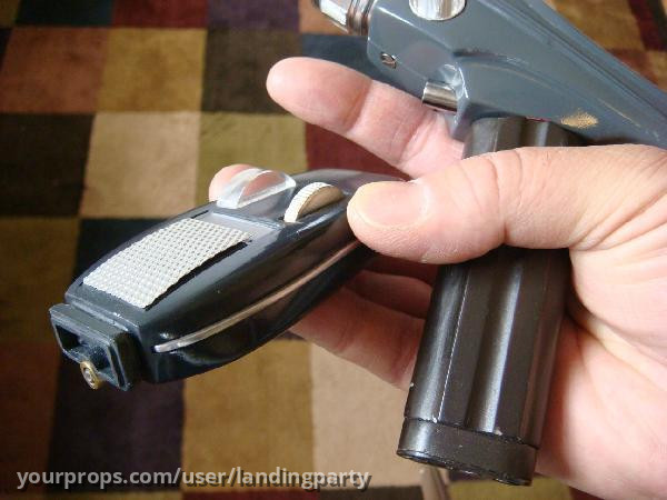 TOS Phaser 1 – Star Trek (1966) – image 1