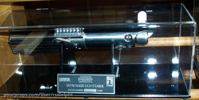 Luke Skywalker Lightsaber ANH – Star Wars: Episode IV - A New Hope (1977) – image 1