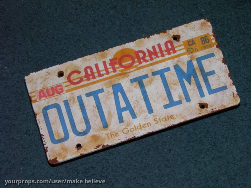 spinning license plate replica – Back to the Future (1985) – image 1