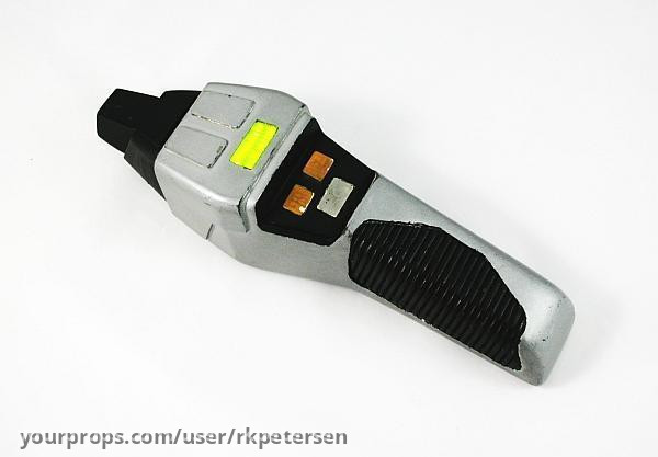Type 2 Cobrahead Phaser *Prototype* – Star Trek: The Next Generation (1987) – image 1