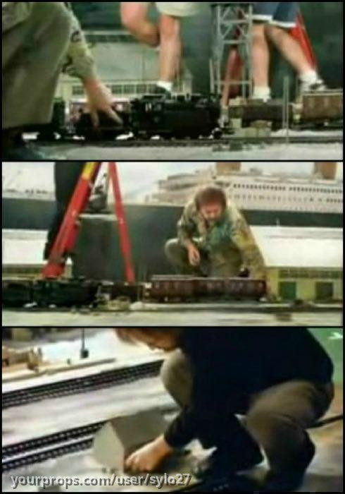 Miniature Crate – Titanic (1997) – image 2