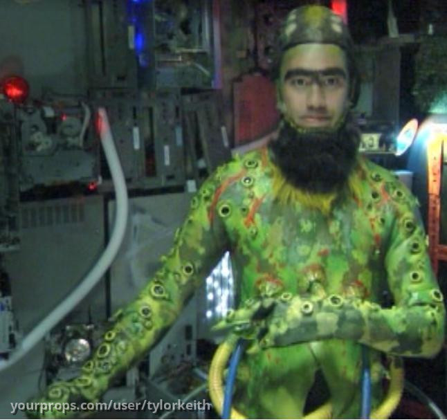 The Ordinary Alien Costume – Radiradirah (2010) – image 3