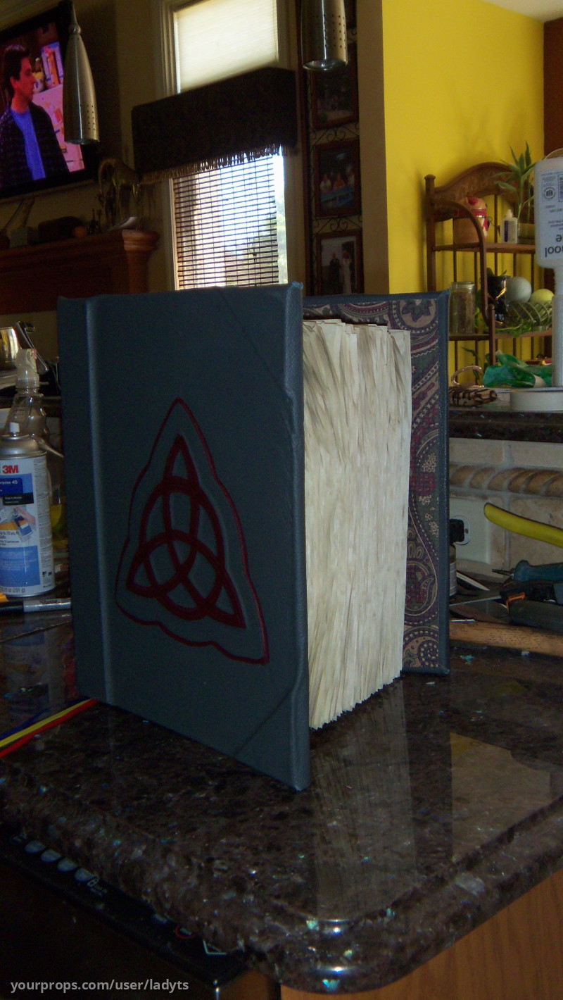 Charmed Book of Shadow Replica – Charmed (1998) – image 1