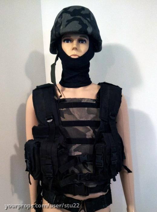 Vampire Soldier's Body Armour – Daybreakers (2009) – image 1