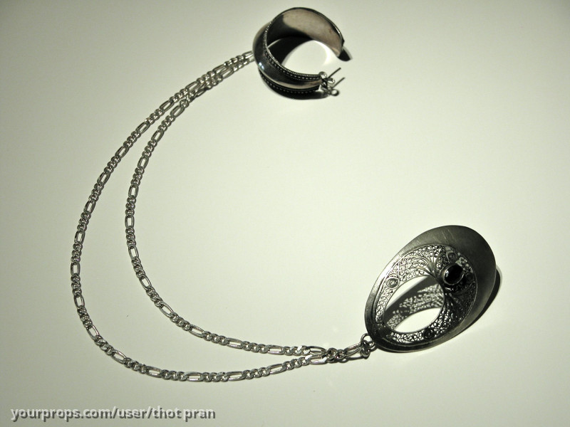 Rom's Bajoran Earring – Star Trek: Deep Space Nine (1993) – image 1