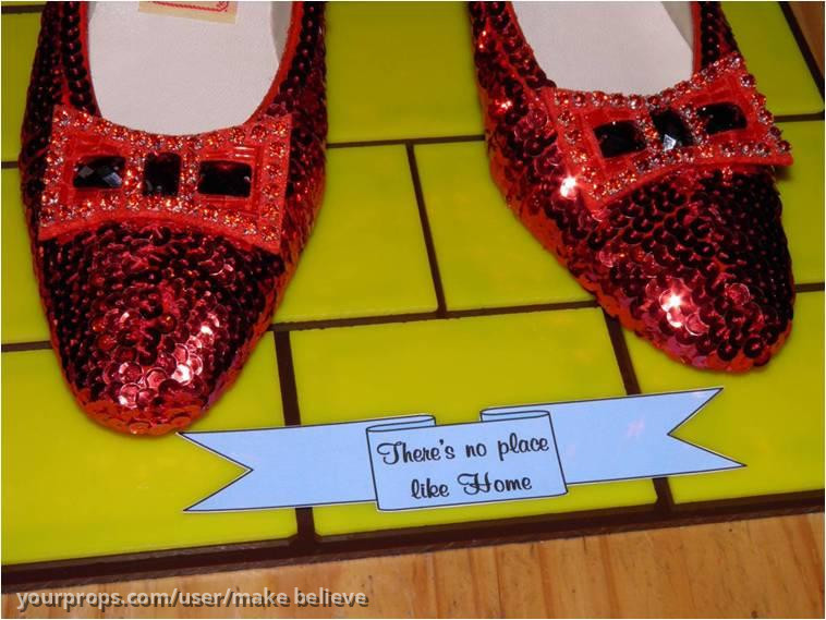Ruby Slippers replica – The Wizard of Oz (1939) – image 3