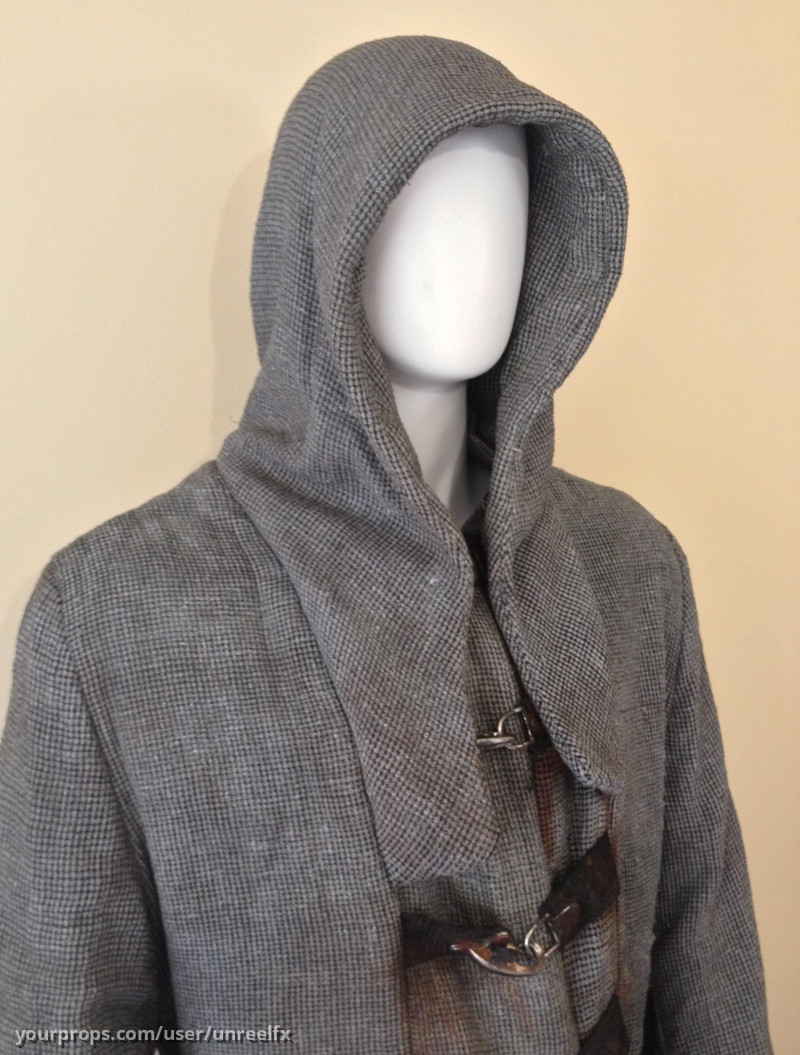 Crematoria Inmate's Cloak – The Chronicles of Riddick (2004) – image 3