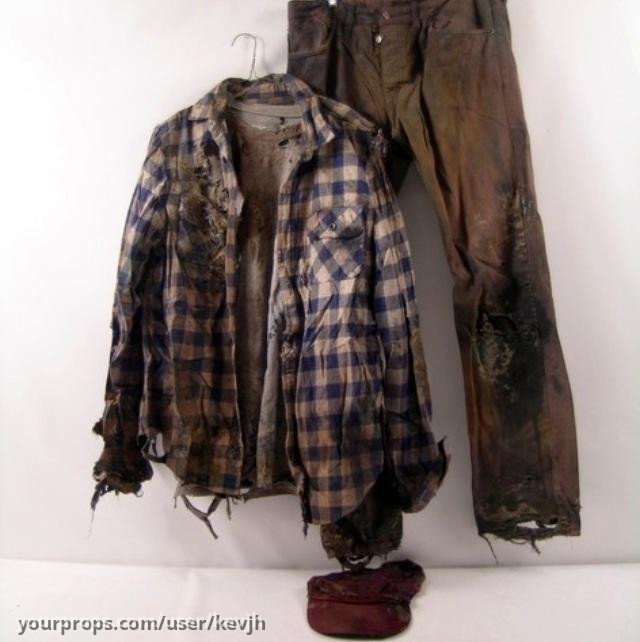 Zombie Baseball Corpse – Warm Bodies (2013) – image 1