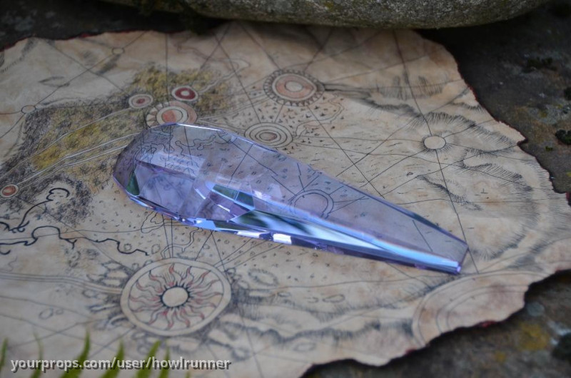Dark Crystal Shard and Map of Thra – The Dark Crystal (1982) – image 3