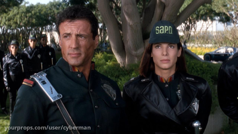 FEMALE S.A.P.D. JACKET. – Demolition Man (1993) – image 3
