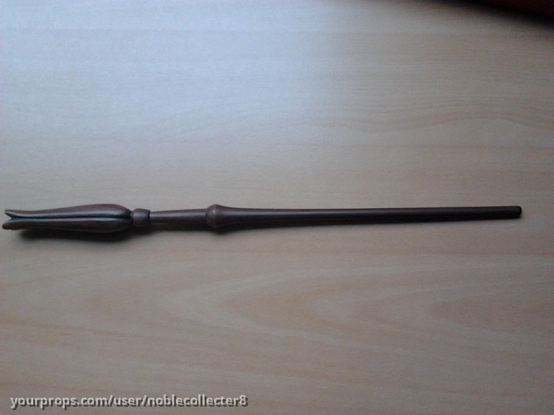 The 2nd wand of Luna Lovegood – Harry Potter and the Deathly Hallows: Part 2 (2011) – image 4