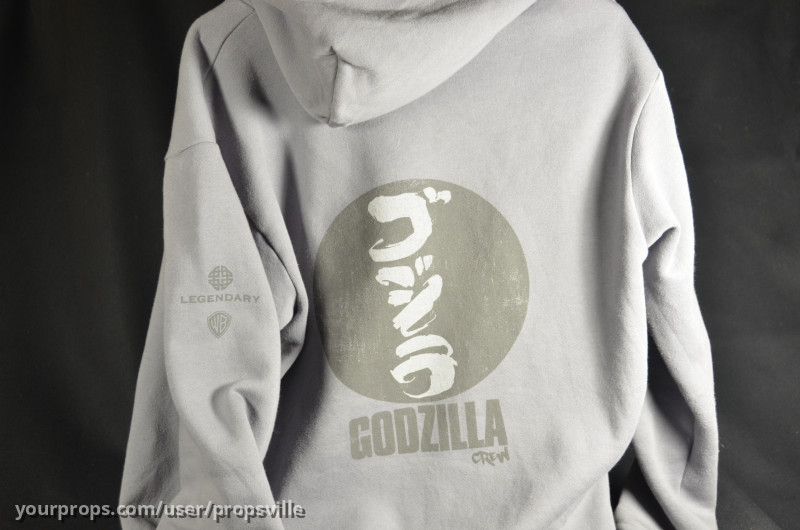 Godzilla crew gift – Godzilla (2014) – image 2