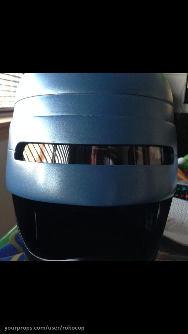 replica helmet – RoboCop 2 (1990) – image 4