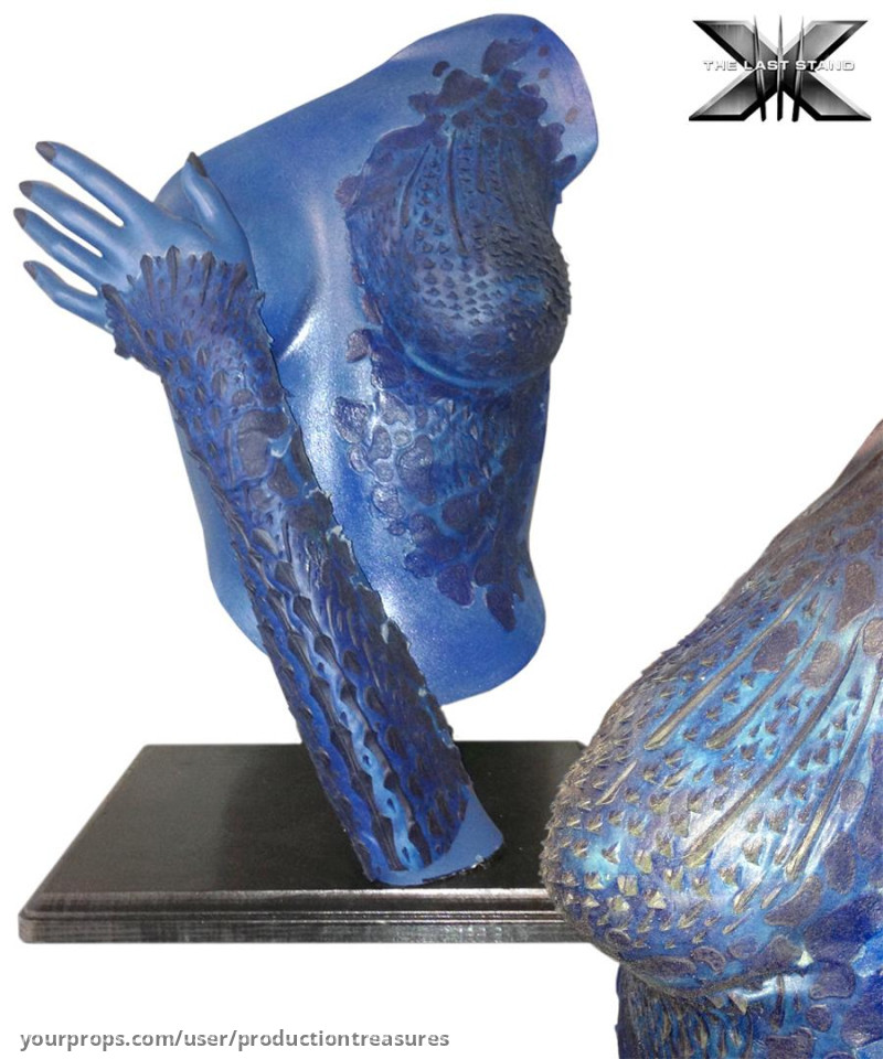 Mystique Appliances Bust – X-Men: The Last Stand (2006) – image 1