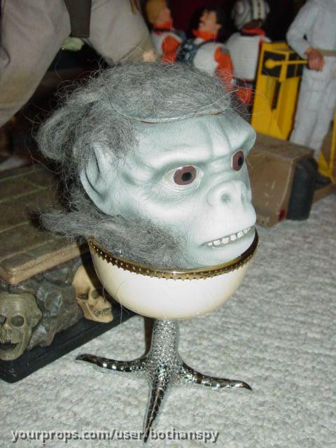 Monkey head with cup – Indiana Jones and the Temple of Doom (1984) – image 1