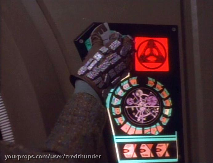 Original Casting of Tandro's PADD – Star Trek: Deep Space Nine (1993) – image 2
