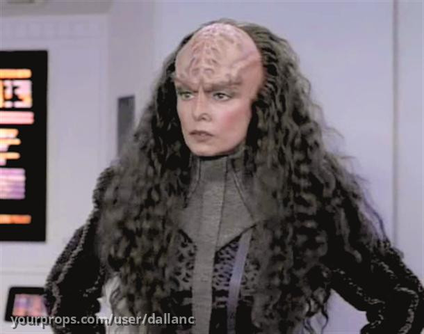 TNG "Suspicians" Klingon Scientist Kurak Dress – Star Trek: The Next Generation (1987) – image 3