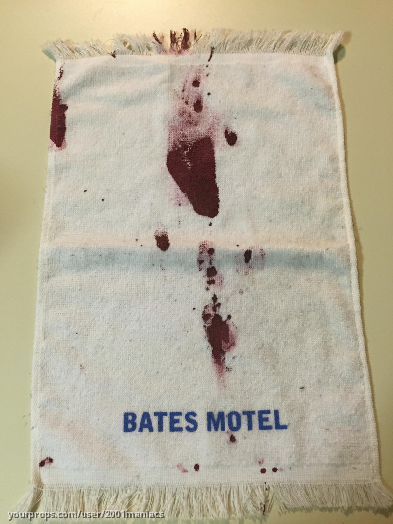 Bloody Hand Towel – Bates Motel (2013) – image 1