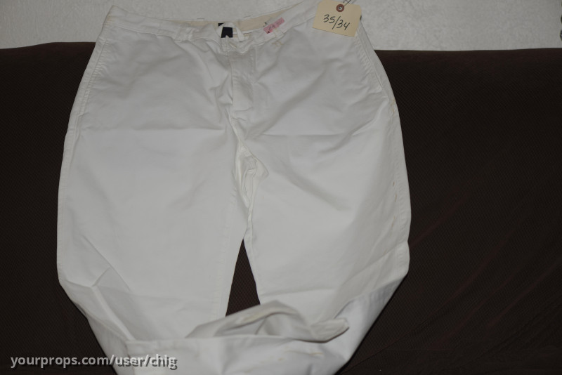 Breaking Bad White Pants. Hectors? – Breaking Bad (2008) – image 1
