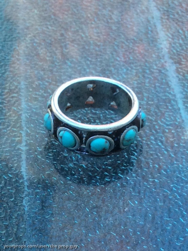 The Lions's Blue stone ring – Good Kids (2016) – image 1