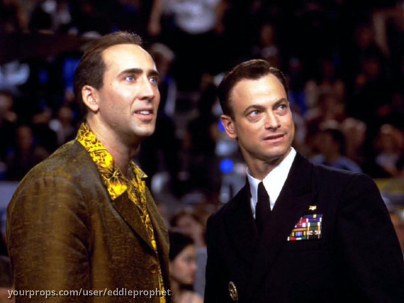 Rick Santoro ( Nic Cage ) Snake Eyes - opening sequence suit – Snake Eyes (1998) – image 4