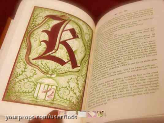 The Neverending Story Book – The NeverEnding Story (1984) – image 2