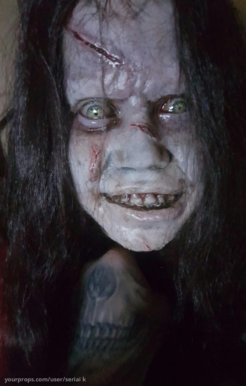 Regan bust as Pazuzu 1:1 – The Exorcist (1973) – image 1