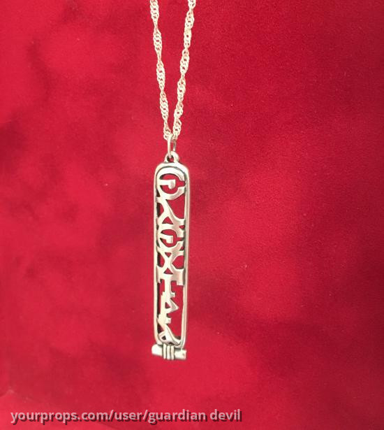 Elektra (Jennifer Garner) Necklace – Daredevil (2003) – image 1