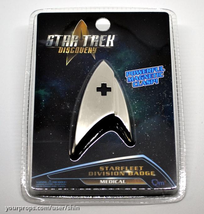 Magnetic Insignia Badge - Medical – Star Trek: Discovery (2017) – image 1